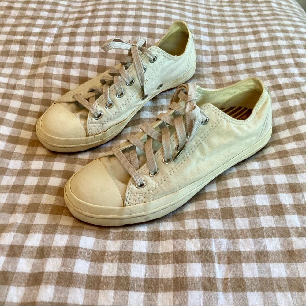 Converse Premier All Star Beige Canvas Sneakers Women’s 7 FLAWED